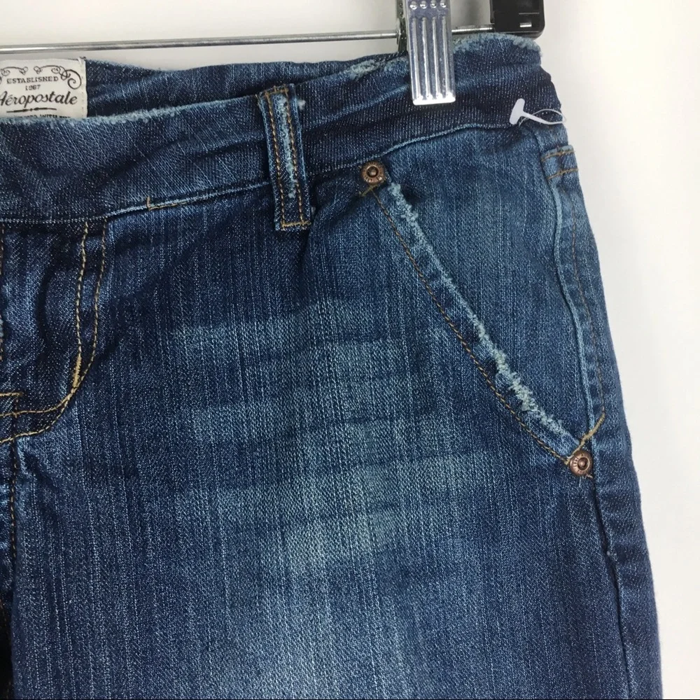 NEW Aeropostale Womens Blue‎ Denim Long Bermuda Shorts Size 3 4